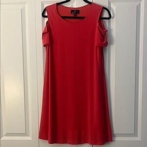 Ronni Nicole Coral Cold Shoulder Dress size 8.  EUC